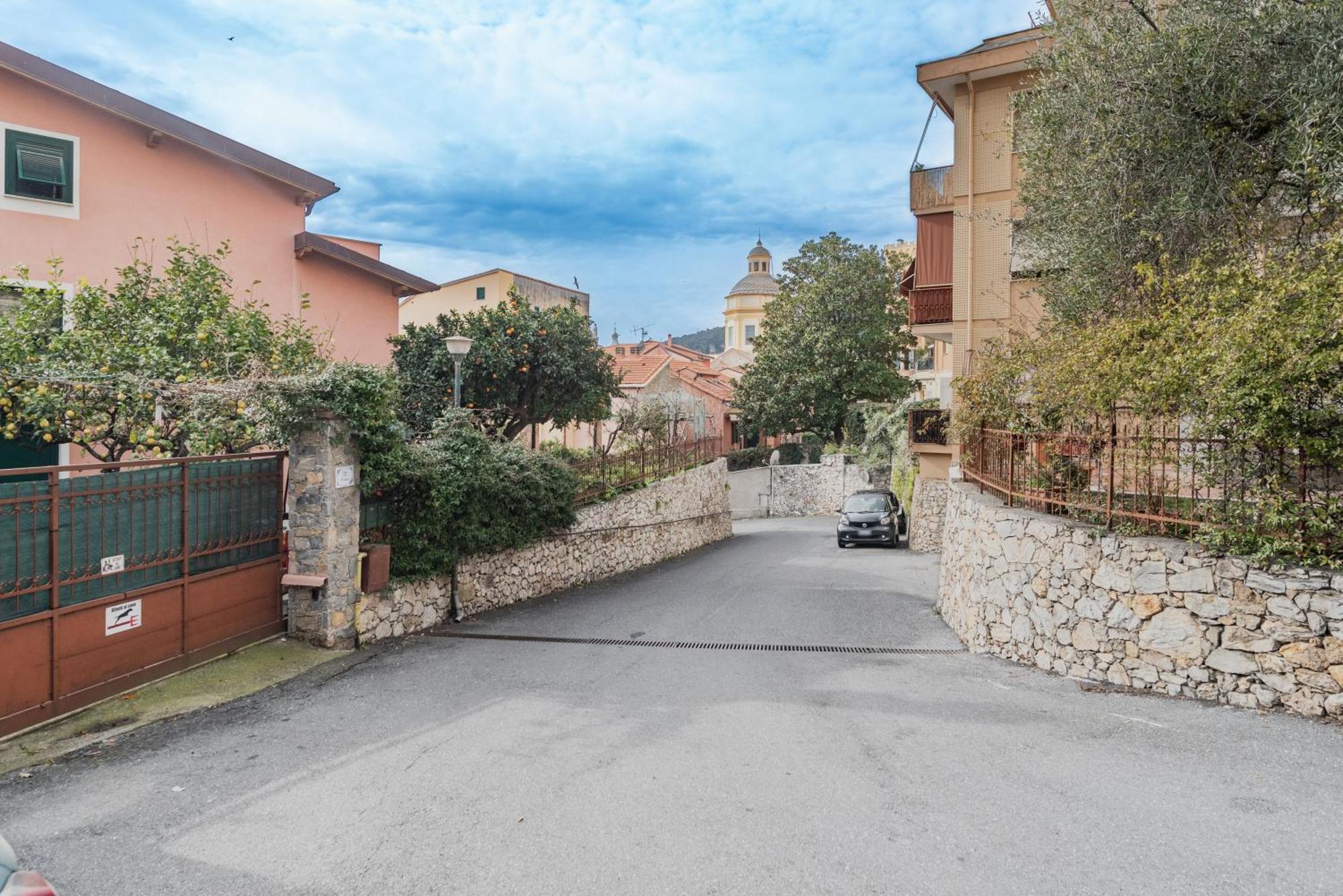 Rivierarent Bettina Holiday Finale Ligure Exterior photo