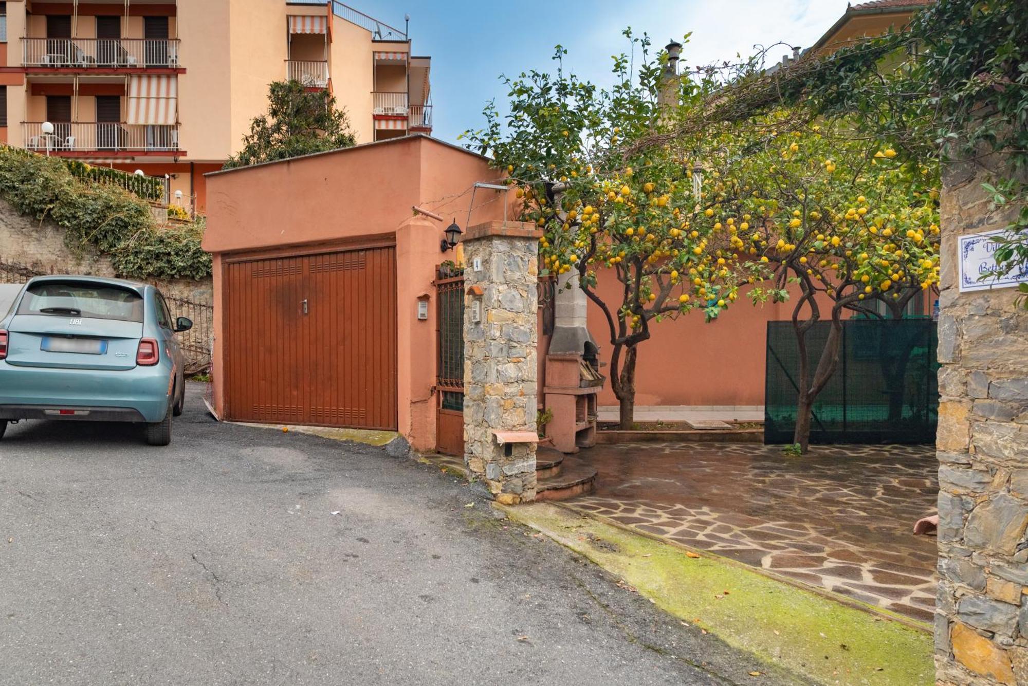 Rivierarent Bettina Holiday Finale Ligure Exterior photo